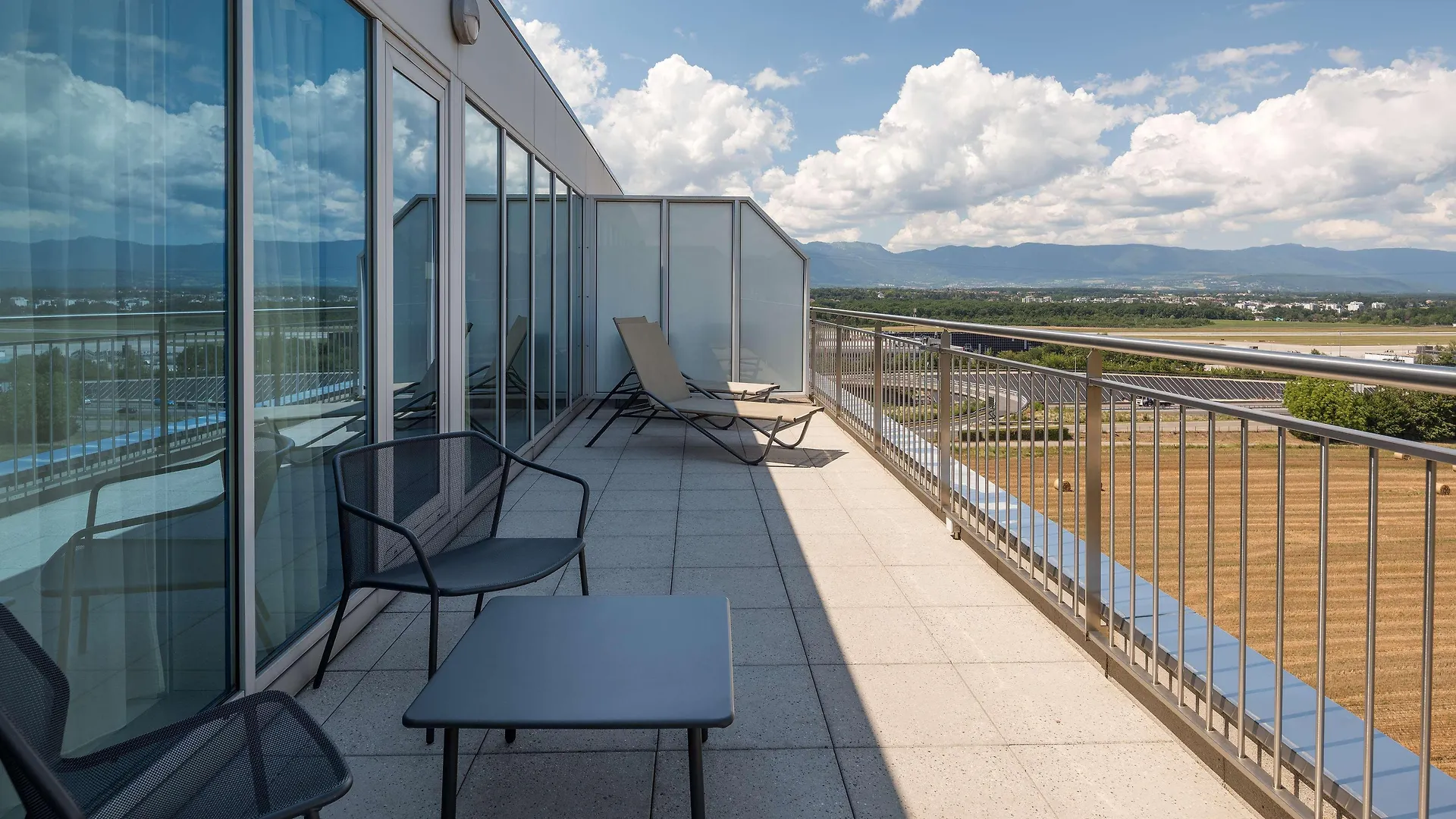 Hilton Geneva Hotel And Conference Centre Le Grand Saconnex Švýcarsko