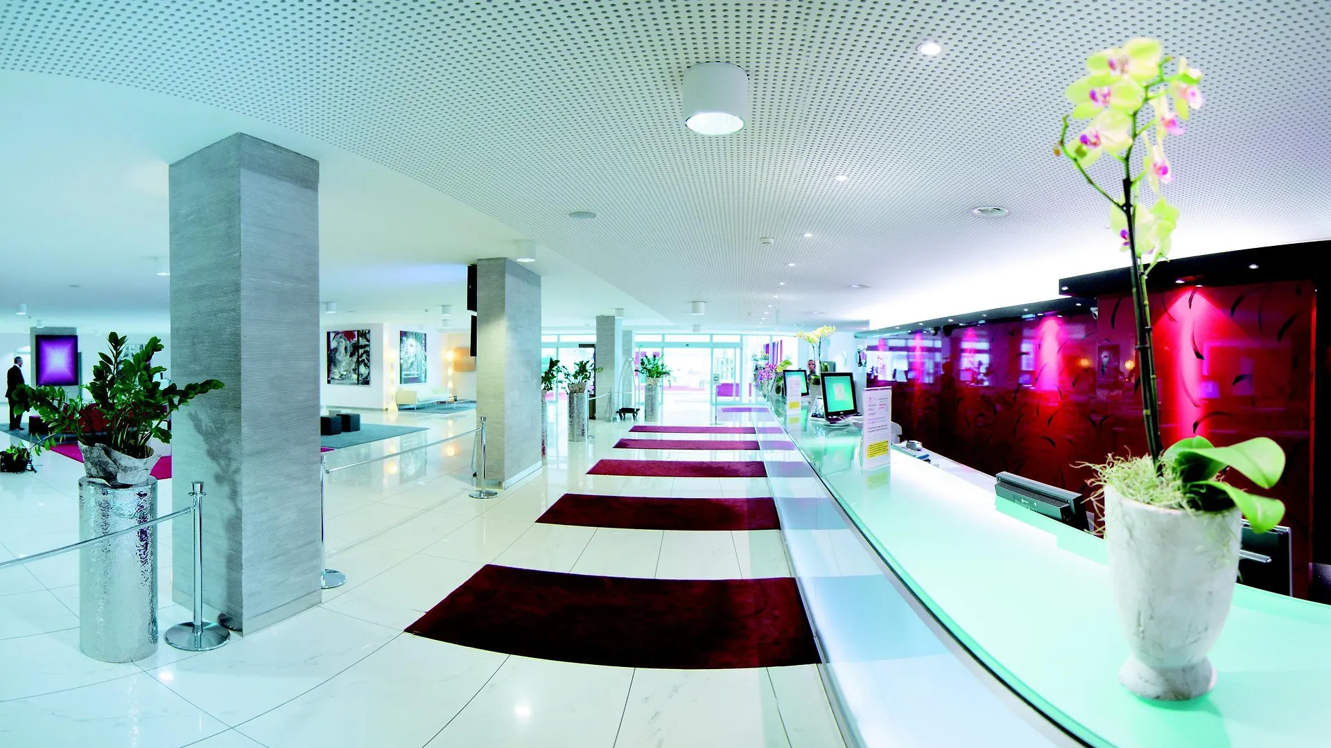 ****  Hilton Geneva Hotel And Conference Centre Le Grand Saconnex Švýcarsko