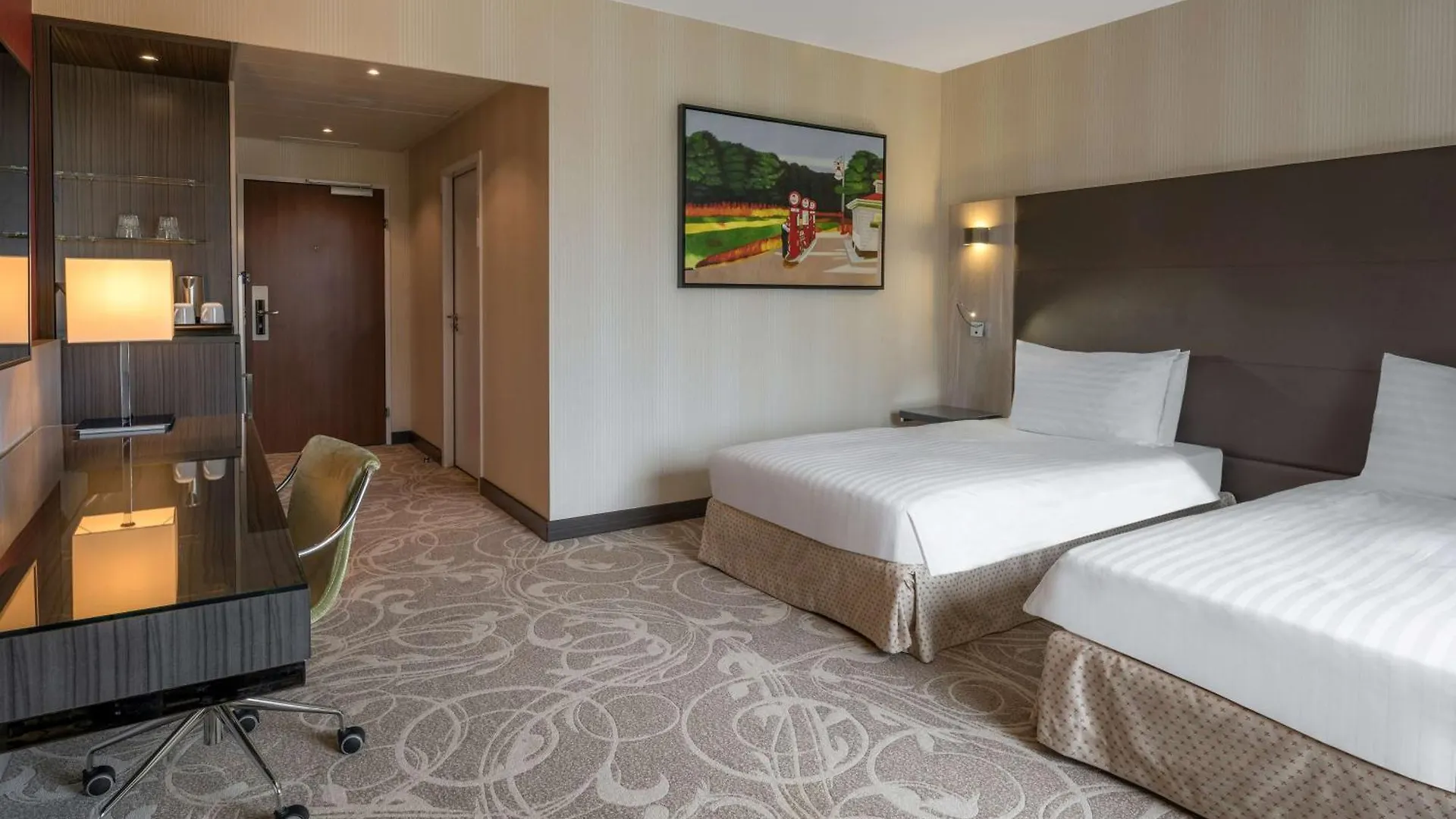 Hilton Geneva Hotel And Conference Centre Le Grand Saconnex 4*,
